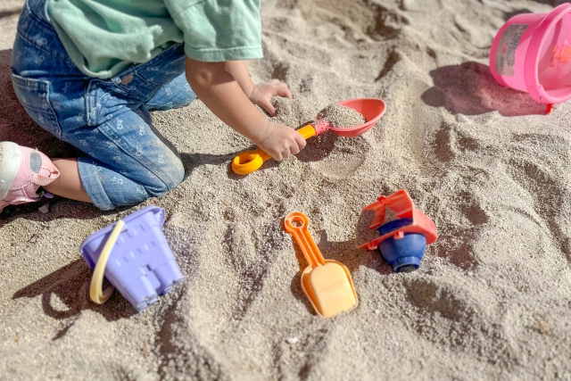 保護者が納得する
安心な砂場